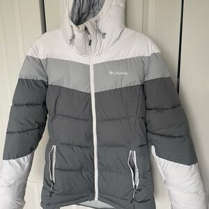 Columbia Two-Tone Gray Puffer Jacket